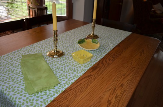 Spring table runner