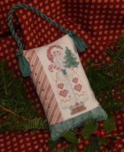 A.Grimmer-SantaPillow1