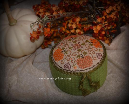 PatB-pumpkin pincush1