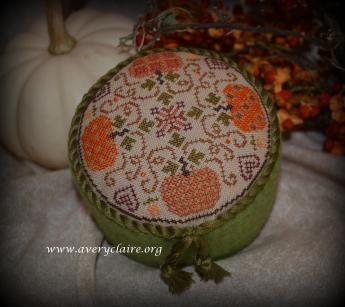 PatB-pumpkin pincush4