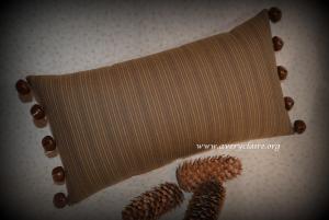 2016-VDiN-XmasPIllow2