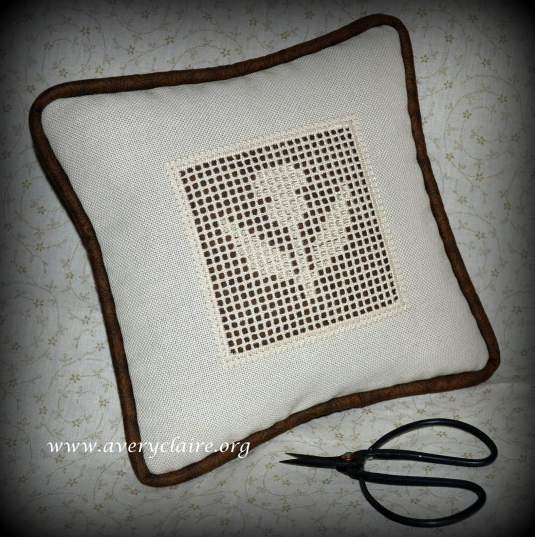 2016-JudyB-HardangerPillow1