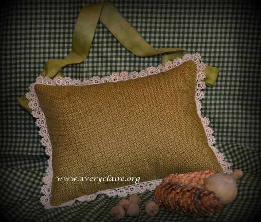 2016-VDiN-ChristmasTidePillow2